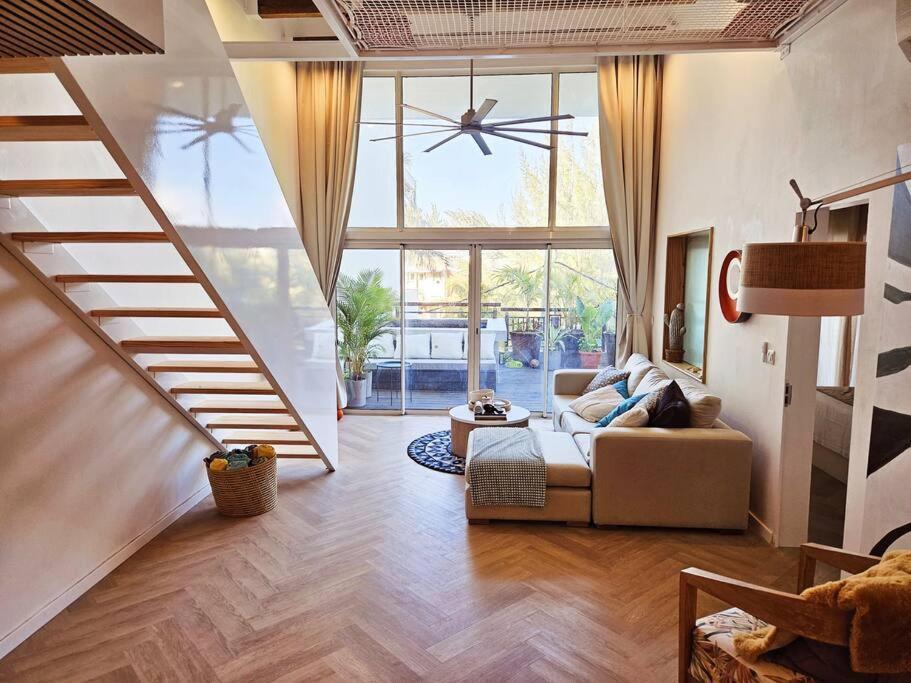 קאפ מאלורו Seaside 3 Suites Penthouse With Pool Gym & Bbq Terrace מראה חיצוני תמונה
